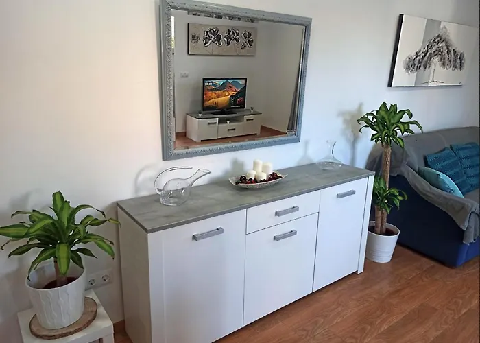 Апартаменты Novedad Centrico Con Porche Y Jardin Торремолинос