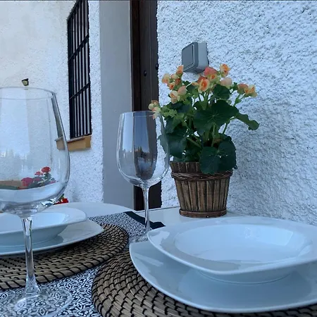 Apartamento Novedad Céntrico Con Porche Y Jardín