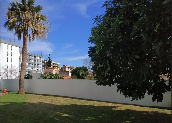 Novedad Céntrico Con Porche Y Jardín Torremolinos