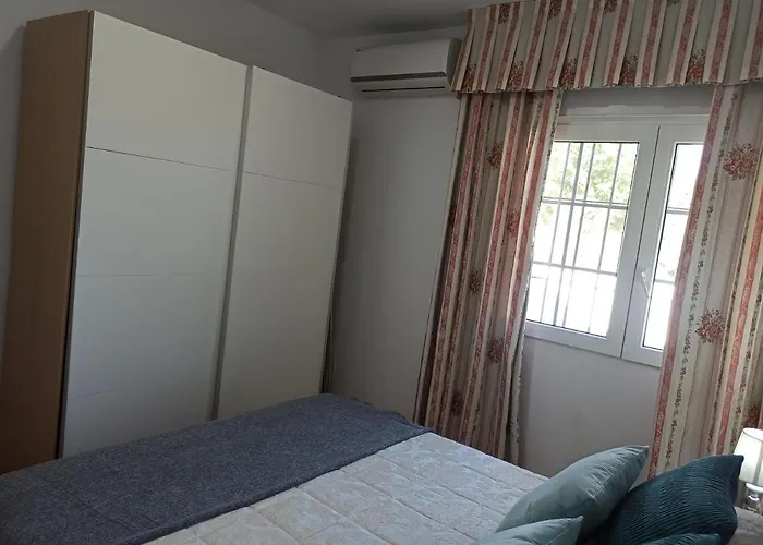 Apartment Novedad Centrico Con Porche Y Jardin