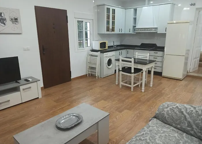 Novedad Centrico Con Porche Y Jardin Torremolinos