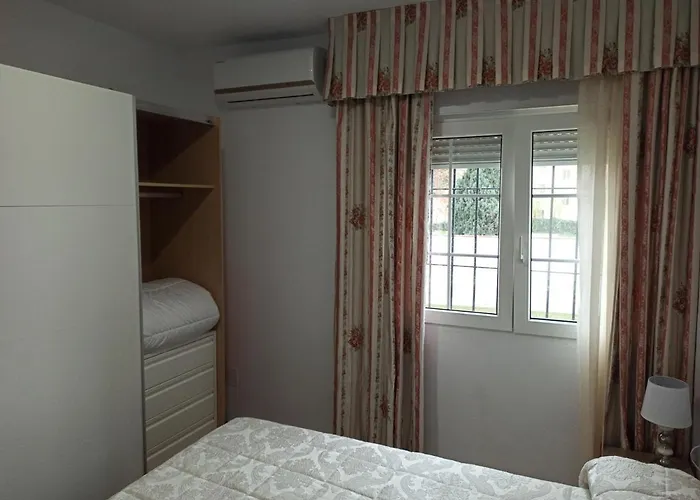 Novedad Centrico Con Porche Y Jardin Daire Torremolinos