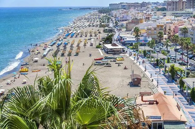 Novedad Centrico Con Porche Y Jardin