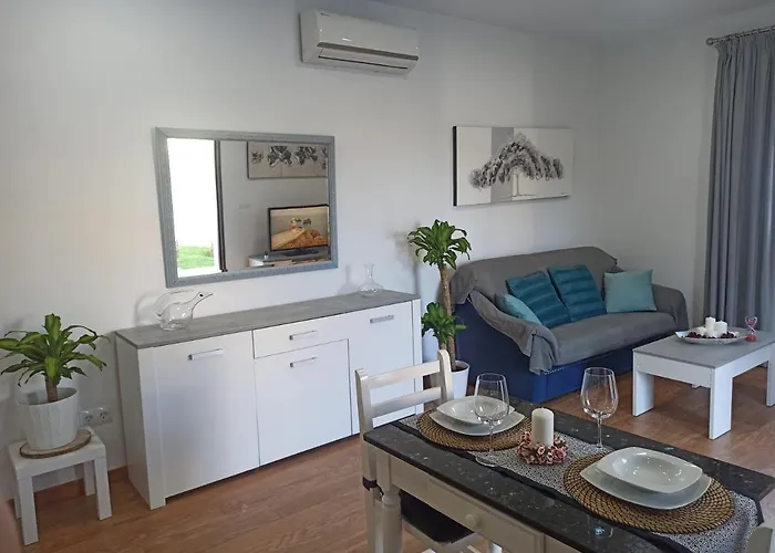 Lägenhet Novedad Centrico Con Porche Y Jardin Torremolinos