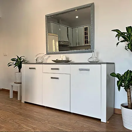 Novedad Céntrico Con Porche Y Jardín Torremolinos